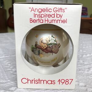 Vintage Schmid Angelic Gifts Christmas 1987 Ornament Glass Ball Berta Hummel NEW